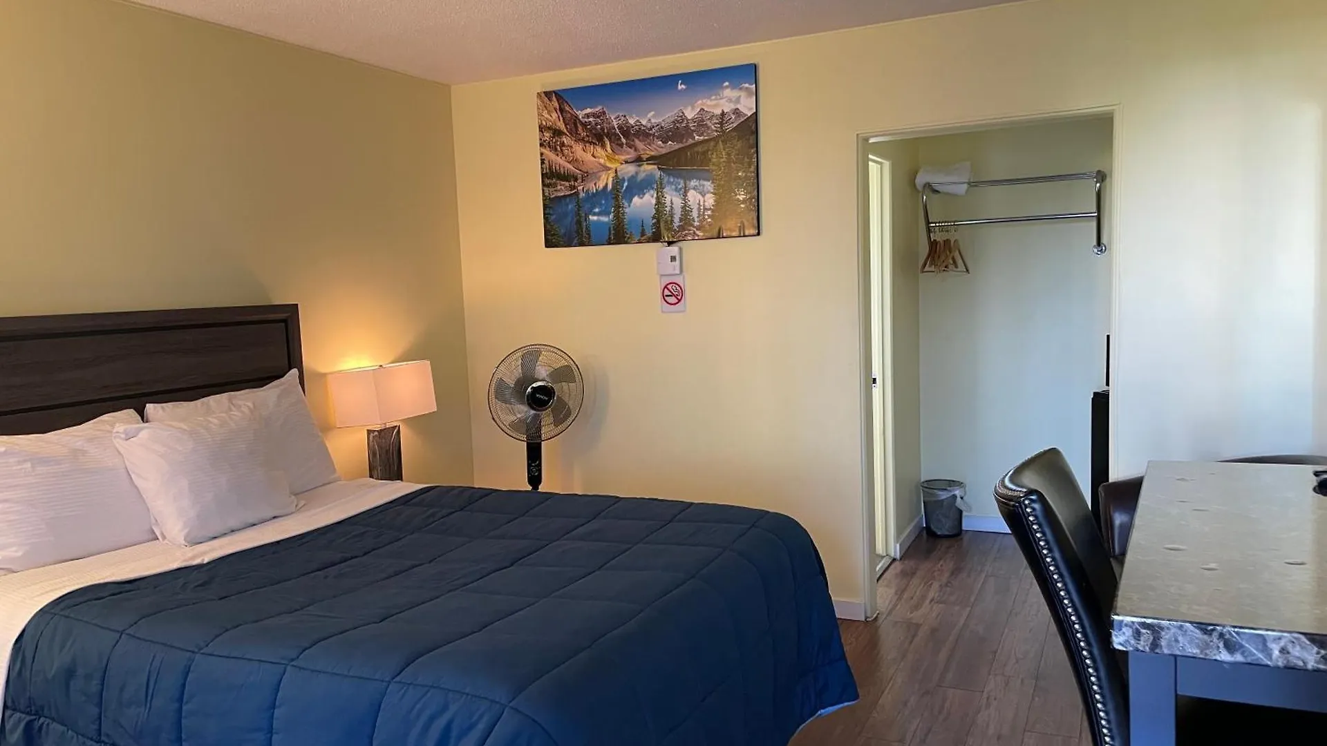 ** Motel Port-O-Call Inn Nanaimo Canada